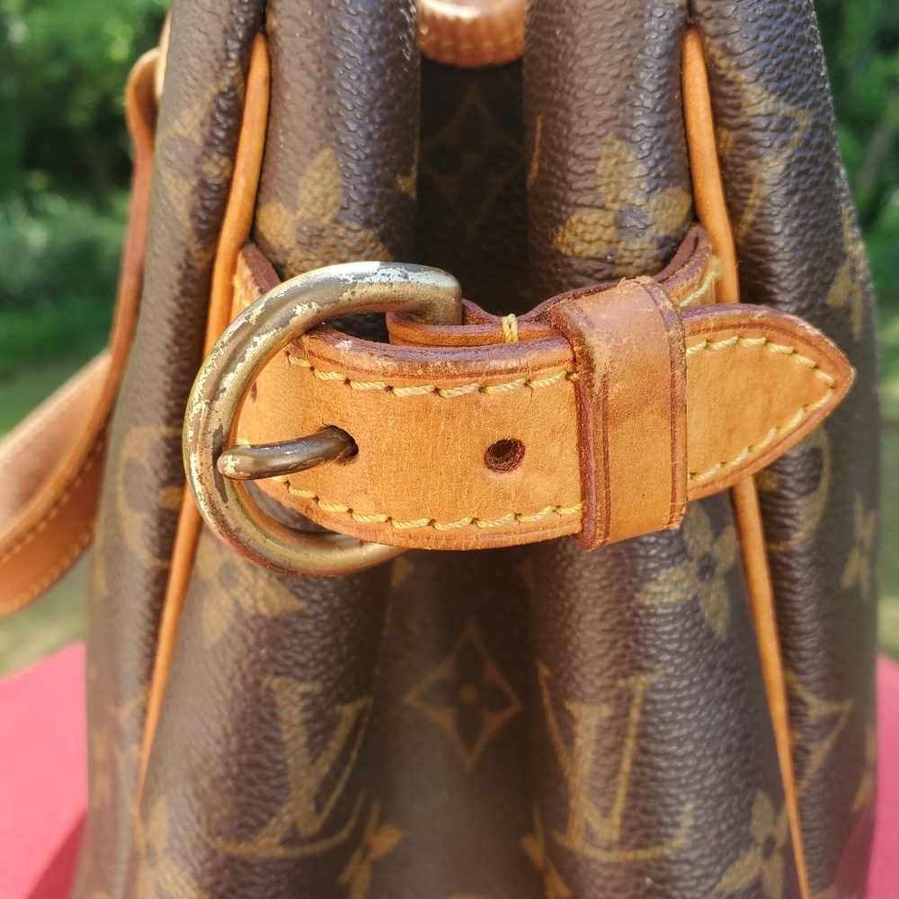 Louis Vuitton Monogram Vertixal Batignolles Tote - Picture 7 of 16